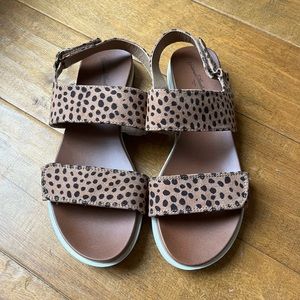 Universal Thread cheetah print sandals